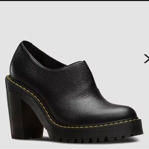 Women’s Dr. Martens Cordelia Aunt Sally Bootie Black Size 9